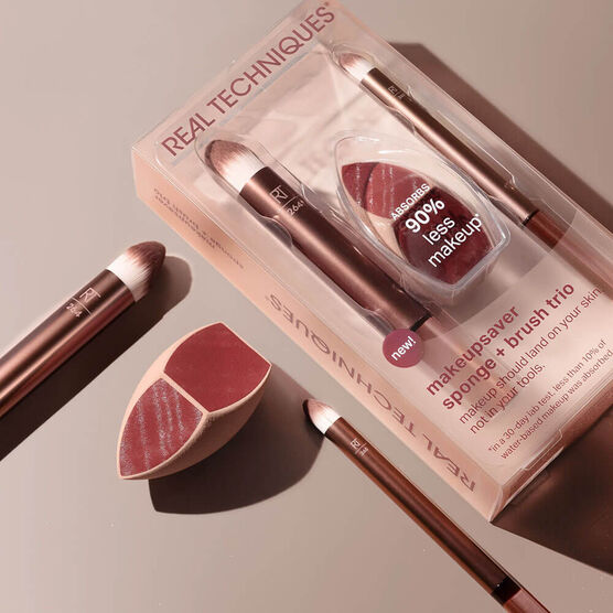 MAKEUP SAVER KIT  ESPONJA E PINCEL